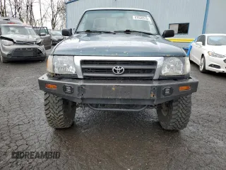 1998 Toyota Tacoma with VIN 4TAWN72N2WZ010087, listed as a Copart auction lot 47650315 with 317,285 mi miles and Salvage Title. Bid and sale history available at DreamBid. Image 5.