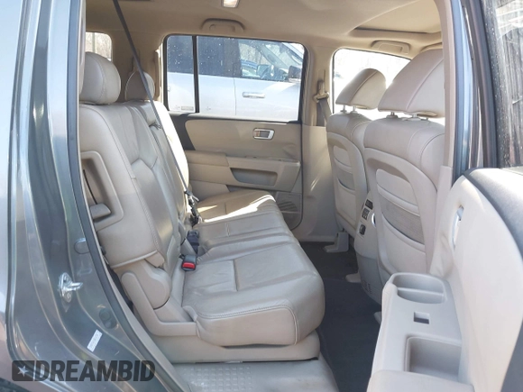 2009 Honda Pilot EX-L with VIN 5FNYF485X9B006704, listed as a IAAI auction lot 41749272 with 34,480 mi miles. Bid and sale history available at carsss.com. Image 8.