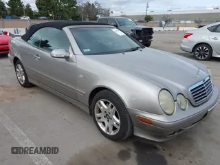 2003 Mercedes-Benz CLK 320 with VIN WDBLK65G13T138714, listed as a IAAI auction lot 41667330 with 235,314 mi miles and . Bid and sale history available at carsss.com. Image 1.