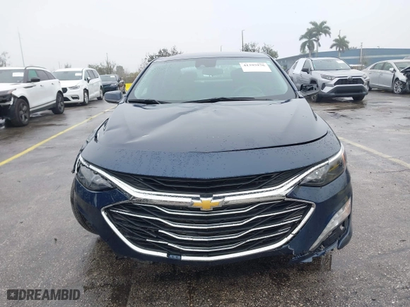 2022 Chevrolet Malibu LT with VIN 1G1ZD5ST1NF111816, listed as a IAAI auction lot 41395976 with 21,969 mi miles. Bid and sale history available at carsss.com. Image 6.