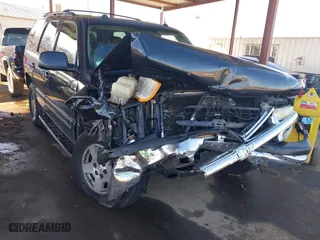 2005 Chevrolet Tahoe LT with VIN 1GNEC13T75R199762, listed as a IAAI auction lot 41301677 with 152,300 mi miles. Bid and sale history available at carsss.com. Image 6.