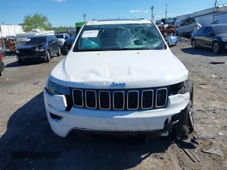 2018 Jeep Grand Cherokee Limited with VIN 1C4RJFBG7JC245931, listed as a IAAI auction lot 42206747 with 100,414 mi miles and . Bid and sale history available at DreamBid. Image 11.