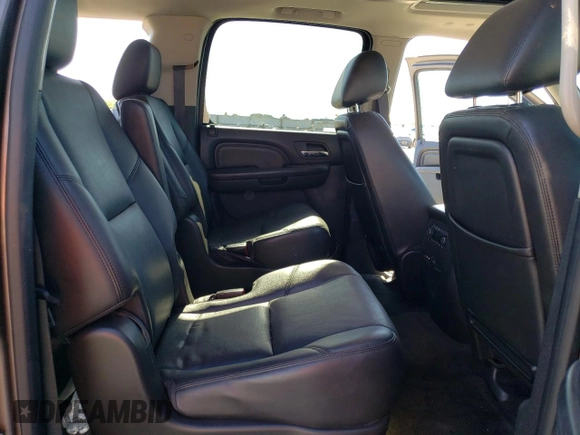 2014 GMC Yukon XL Denali with VIN 1GKS2MEF1ER107346, listed as a Copart auction lot 67927133 with 77,793 mi miles and Salvage Title. Bid and sale history available at carsss.com. Image 11.