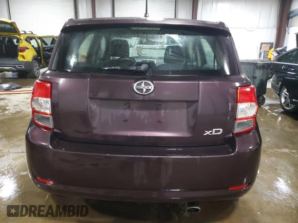 2012 Scion xD z VIN JTKKU4B4XC1017092, wystawiony jako Copart lot #60455215 z przebiegiem 110 910 mil mil oraz Szkoda całkowita • Salvage title. Historia ofert i sprzedaży dostępna na DreamBid. Obrazek 6.