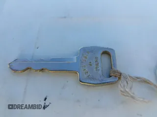 1989 Ford Bronco z VIN 1FMCU14T7KUB49671, wystawiony jako IAAI lot #42404266 z przebiegiem 22 883 mil mil oraz . Historia ofert i sprzedaży dostępna na DreamBid. Obrazek 11.