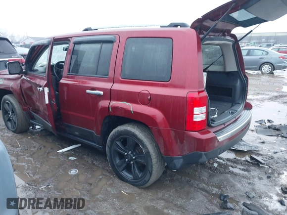 2016 Jeep Patriot Latitude with VIN 1C4NJPFA4GD748183, listed as a IAAI auction lot 41463617 with 76,598 mi miles and . Bid and sale history available at DreamBid. Image 3.
