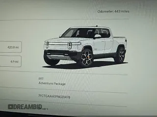 2023 Rivian R1T Adventure z VIN 7FCTGAAA1PN020478, wystawiony jako IAAI lot #42361936 z przebiegiem 443 mil mil oraz . Historia ofert i sprzedaży dostępna na DreamBid. Obrazek 7.