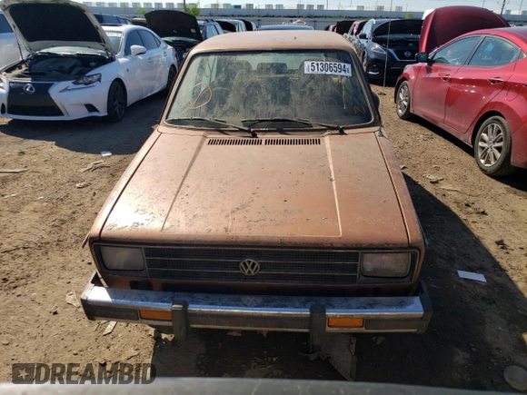 1980 Volkswagen Rabbit z VIN 17A0947753, wystawiony jako Copart lot #51306594 z przebiegiem 108 669 mil mil oraz Czysty tytuł • Clean title. Historia ofert i sprzedaży dostępna na DreamBid. Obrazek 5.