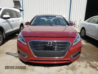 2017 Hyundai Sonata Hybrid Limited with VIN KMHE34L3XHA076109, listed as a Copart auction lot 40304283 with 106,557 mi miles. Bid and sale history available at carsss.com. Image 5.