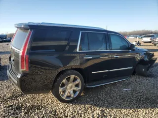 2018 Cadillac Escalade Luxury z VIN 1GYS4BKJ5JR383407, wystawiony jako Copart lot #46057505 z przebiegiem 97 057 mil mil oraz Szkoda całkowita • Salvage title. Historia ofert i sprzedaży dostępna na DreamBid. Obrazek 3.