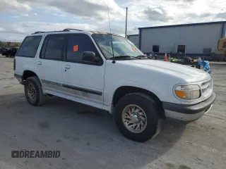 1998 Ford Explorer с VIN 1FMZU32X2WUC96336, выставлен на аукционе Copart как лот 84526484 с пробегом 191 183 миль миль и Списание • Salvage title. История ставок и продаж доступна на DreamBid. Изображение 4.