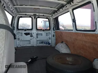 2008 Chevrolet Express Cargo with VIN 1GCFG154681204556, listed as a IAAI auction lot 41928049 with 171,171 mi miles and . Bid and sale history available at DreamBid. Image 8.