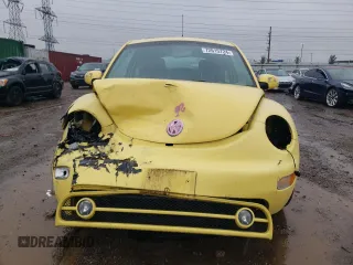 2005 Volkswagen New Beetle Coupe GLS with VIN 3VWCK31C55M409937, listed as a Copart auction lot 72615724 with 63,615 mi miles and Salvage Title. Bid and sale history available at carsss.com. Image 5.