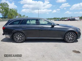 2023 Mercedes-Benz E-Class E 450 with VIN W1KZH6AB5PB181314, listed as a IAAI auction lot 42015789 with 27,149 mi miles. Bid and sale history available at carsss.com. Image 14.