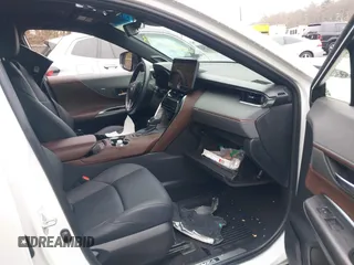2023 Toyota Venza LE z VIN JTEAAAAH1PJ130932, wystawiony jako IAAI lot #41944972 z przebiegiem 18 870 mil mil oraz . Historia ofert i sprzedaży dostępna na DreamBid. Obrazek 5.