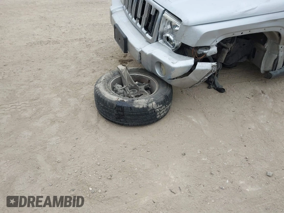 2010 Jeep Commander Sport with VIN 1J4RH4GK8AC157378, listed as a IAAI auction lot 41609526 with 173,614 mi miles and . Bid and sale history available at DreamBid. Image 12.
