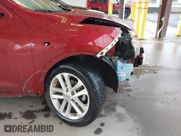 2013 Nissan Juke NISMO with VIN JN8AF5MV1DT227017, listed as a IAAI auction lot 41750703 with 134,022 mi miles. Bid and sale history available at carsss.com. Image 6.