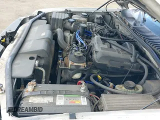 2002 Ford Explorer XLT with VIN 1FMZU73E82UC90670, listed as a IAAI auction lot 43091289 with 106,394 mi miles and . Bid and sale history available at DreamBid. Image 13.