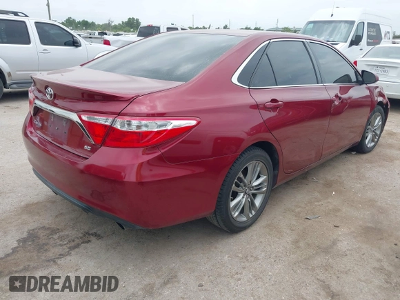 2017 Toyota Camry XLE z VIN 4T1BF1FK2HU759805, wystawiony jako IAAI lot #42313459 z przebiegiem 186 274 mil mil oraz . Historia ofert i sprzedaży dostępna na DreamBid. Obrazek 4.