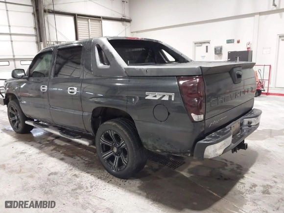 2005 Chevrolet Avalanche Z71 with VIN 3GNEK12Z35G291816, listed as a IAAI auction lot 41715344 with 247,353 mi miles. Bid and sale history available at carsss.com. Image 3.