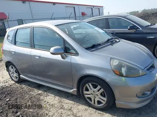 2008 Honda Fit Sport with VIN JHMGD386X8S058659, listed as a IAAI auction lot 42168584 with 210,589 mi miles. Bid and sale history available at carsss.com. Image 15.