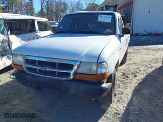 2000 Ford Ranger XL with VIN 1FTYR10C0YTB11635, listed as a IAAI auction lot 41345989 with 301,111 mi miles. Bid and sale history available at carsss.com. Image 6.