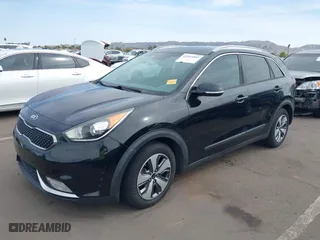 2017 Kia Niro EX with VIN KNDCC3LC6H5098896, listed as a IAAI auction lot 41921097 with 92,607 mi miles. Bid and sale history available at carsss.com. Image 17.