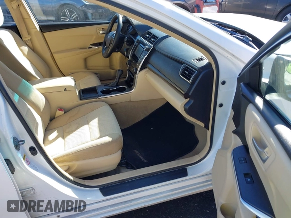 2015 Toyota Camry XLE with VIN 4T1BF1FK7FU023620, listed as a IAAI auction lot 40901262 with 122,968 mi miles. Bid and sale history available at carsss.com. Image 5.