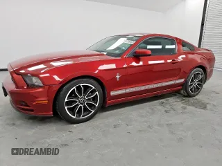 2013 Ford Mustang V6 with VIN 1ZVBP8AM5D5241286, listed as a Copart auction lot 59552325 with 204,939 mi miles and Clean title. Bid and sale history available at DreamBid. Image 1.