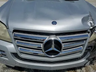 2008 Mercedes-Benz GL-Class 5.5L with VIN 4JGBF86E68A398910, listed as a Copart auction lot 51333115 with 190,276 mi miles and Salvage Title. Bid and sale history available at carsss.com. Image 13.