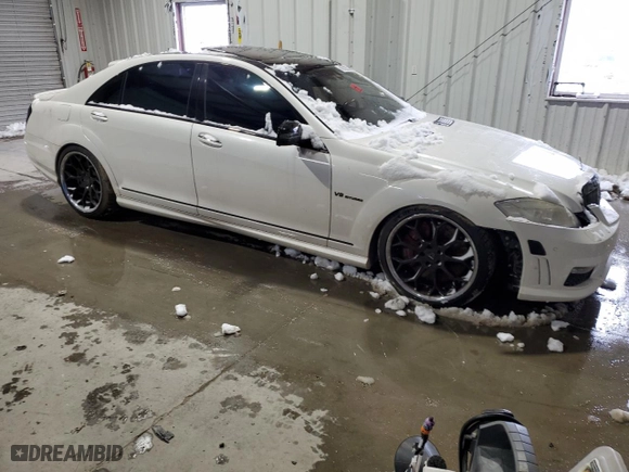 2012 Mercedes-Benz S-Class S 63 AMG with VIN WDDNG7EB0CA462504, listed as a Copart auction lot 45700575 with 0 mi miles and Clean Title. Bid and sale history available at carsss.com. Image 4.