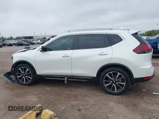 2020 Nissan Rogue S with VIN 5N1AT2MT0LC751724, listed as a IAAI auction lot 41870342 with 33,920 mi miles and . Bid and sale history available at DreamBid. Image 15.