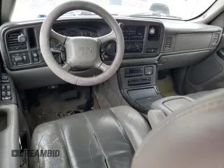 2001 GMC Yukon Denali z VIN 1GKEK63U01J287101, wystawiony jako Copart lot #43659115 z przebiegiem Nie podano mil oraz Szkoda całkowita • Salvage title. Historia ofert i sprzedaży dostępna na DreamBid. Obrazek 8.