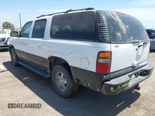 2003 Chevrolet Suburban LT with VIN 1GNFK16Z33J142851, listed as a IAAI auction lot 41936134 with 225,701 mi miles. Bid and sale history available at carsss.com. Image 3.