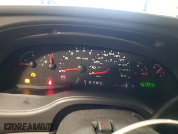 2006 Ford Econoline Passenger XL with VIN 1FMRE11W26DA02427, listed as a Copart auction lot 80461834 with 201,894 mi miles and Salvage Title. Bid and sale history available at DreamBid. Image 9.