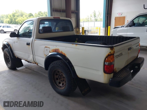 2001 Toyota Tacoma with VIN 5TEPM62N91Z841539, listed as a IAAI auction lot 42628562 with 445,105 mi miles and . Bid and sale history available at DreamBid. Image 3.