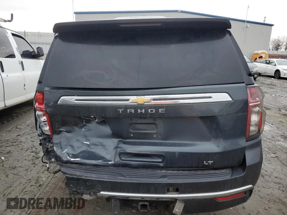 2022 Chevrolet Tahoe LT with VIN 1GNSKNKD0NR161796, listed as a Copart auction lot 42320075 with 84,387 mi miles and Salvage title. Bid and sale history available at DreamBid. Image 6.