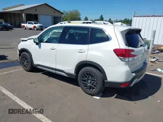 2022 Subaru Forester Touring with VIN JF2SKARC9NH445126, listed as a IAAI auction lot 42350111 with 61,998 mi miles and . Bid and sale history available at DreamBid. Image 3.