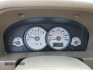 2006 Ford Escape XLT with VIN 1FMYU03Z86KB56863, listed as a Copart auction lot 72385544 with 111,800 mi miles and Salvage Title. Bid and sale history available at carsss.com. Image 9.