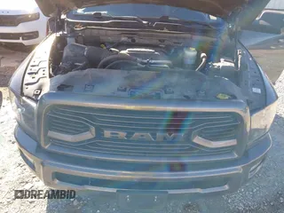 2018 Ram 2500 Big Horn with VIN 3C6UR5DJ8JG341352, listed as a IAAI auction lot 38465028 with 110,201 mi miles. Bid and sale history available at carsss.com. Image 10.