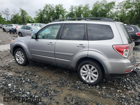 2011 Subaru Forester X Limited z VIN JF2SHAECXBH740090, wystawiony jako Copart lot #56787735 z przebiegiem 158 096 mil mil oraz Czysty tytuł • Clean title. Historia ofert i sprzedaży dostępna na DreamBid. Obrazek 2.
