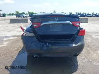 2016 Nissan Maxima SR z VIN 1N4AA6AP0GC400686, wystawiony jako IAAI lot #42378284 z przebiegiem 139 996 mil mil oraz . Historia ofert i sprzedaży dostępna na DreamBid. Obrazek 16.