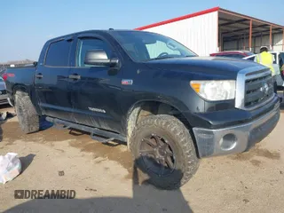 2013 Toyota Tundra 4WD Truck with VIN 5TFDW5F12DX318714, listed as a IAAI auction lot 41516584 with 1 mi miles. Bid and sale history available at carsss.com. Image 1.