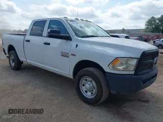 2018 Ram 2500 Tradesman with VIN 3C6UR4CJ4JG306531, listed as a IAAI auction lot 42071900 with 199,796 mi miles. Bid and sale history available at carsss.com. Image 1.