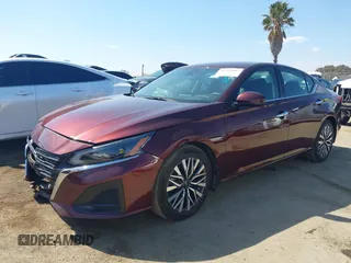 2023 Nissan Altima SV z VIN 1N4BL4DVXPN379301, wystawiony jako IAAI lot #42152983 z przebiegiem 38 374 mil mil oraz . Historia ofert i sprzedaży dostępna na DreamBid. Obrazek 17.