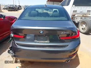 2020 BMW 3 Series 330i с VIN 3MW5R1J07L8B25648, выставлен на аукционе IAAI как лот 42130052 с пробегом 64 662 миль миль и . История ставок и продаж доступна на DreamBid. Изображение 16.