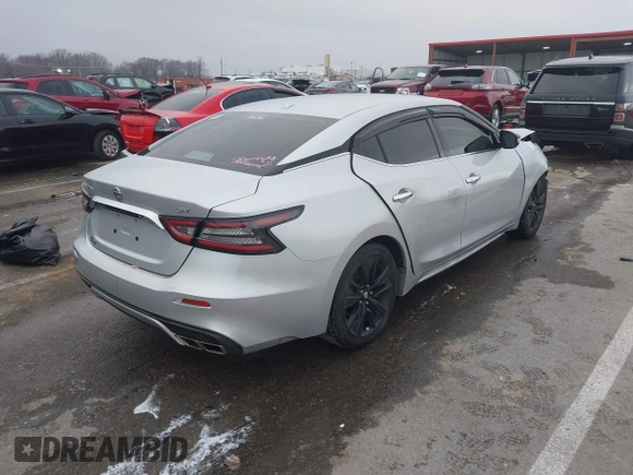 2020 Nissan Maxima SV with VIN 1N4AA6CV5LC372955, listed as a IAAI auction lot 41175876 with 91,061 mi miles. Bid and sale history available at carsss.com. Image 4.