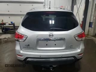 2013 Nissan Pathfinder SV with VIN 5N1AR2MM0DC660235, listed as a Copart auction lot 44517695 with 136,516 mi miles and Salvage Title. Bid and sale history available at carsss.com. Image 6.