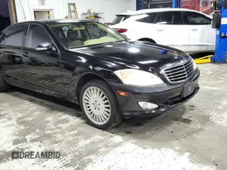 2007 Mercedes-Benz S 550 with VIN WDDNG71X27A069000, listed as a Copart auction lot 62529215 with 142,783 mi miles and Clean title. Bid and sale history available at DreamBid. Image 1.
