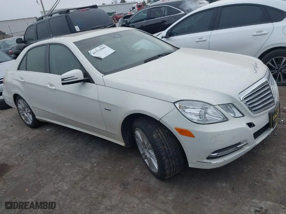 2012 Mercedes-Benz E-Class E 350 Luxury with VIN WDDHF5KB0CA588841, listed as a IAAI auction lot 41371990 with 108,480 mi miles. Bid and sale history available at carsss.com. Image 1.